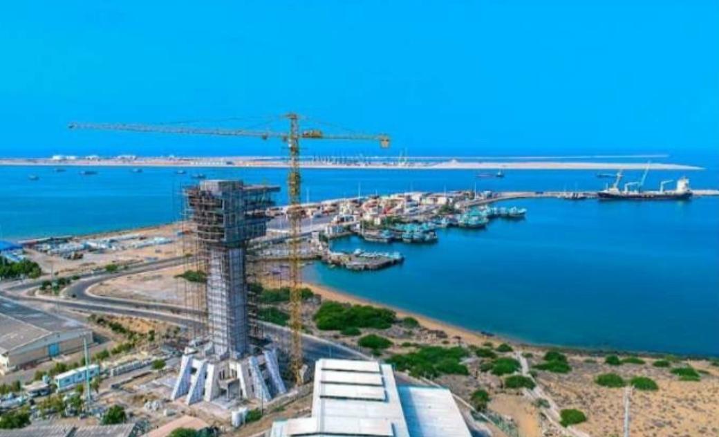 特朗普“白忙活了”，伊朗一招破局，跳出波斯湾，直通印度洋

美国前总统特朗普前几