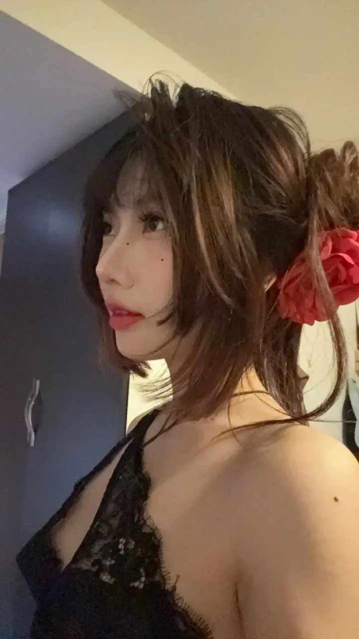 喜欢上一个人要在特定的时间和环境下