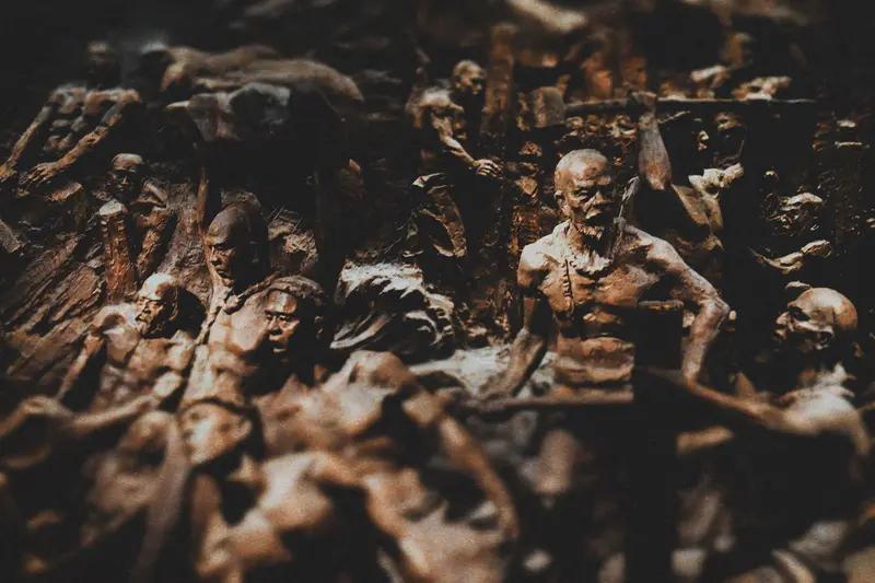 3月25日联合国123国家投票把贩卖非洲人口当奴隶的行为定为反人类罪，并要求赔偿