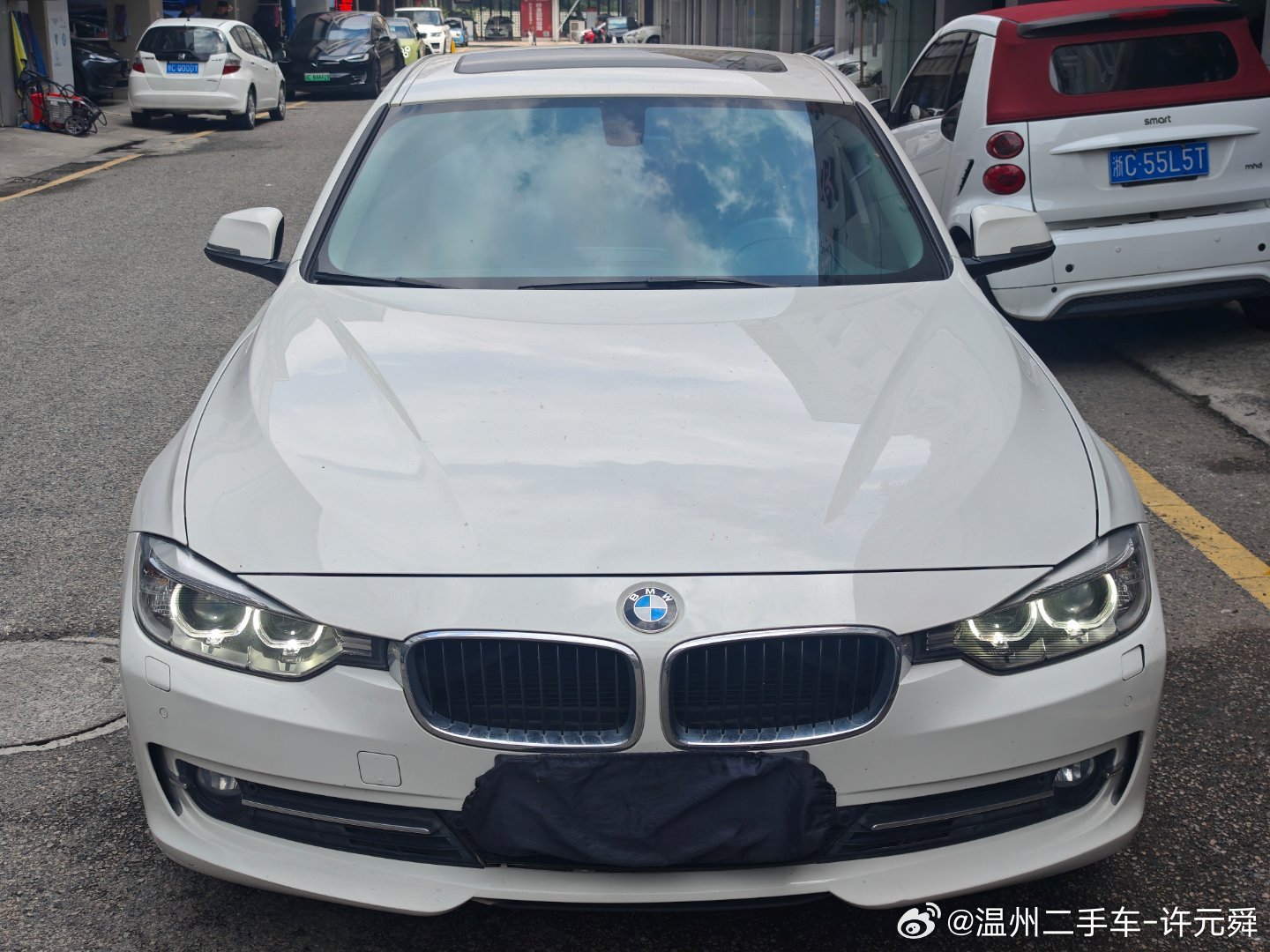 宝马320Li .时尚型上牌2015年8月 公里9万一手车 车况好 内饰几乎全新