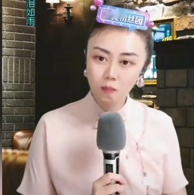 媛媛坦言自己如今算是明白了，从前却不懂。那时她总觉得，既然来了，还在她这儿占了榜