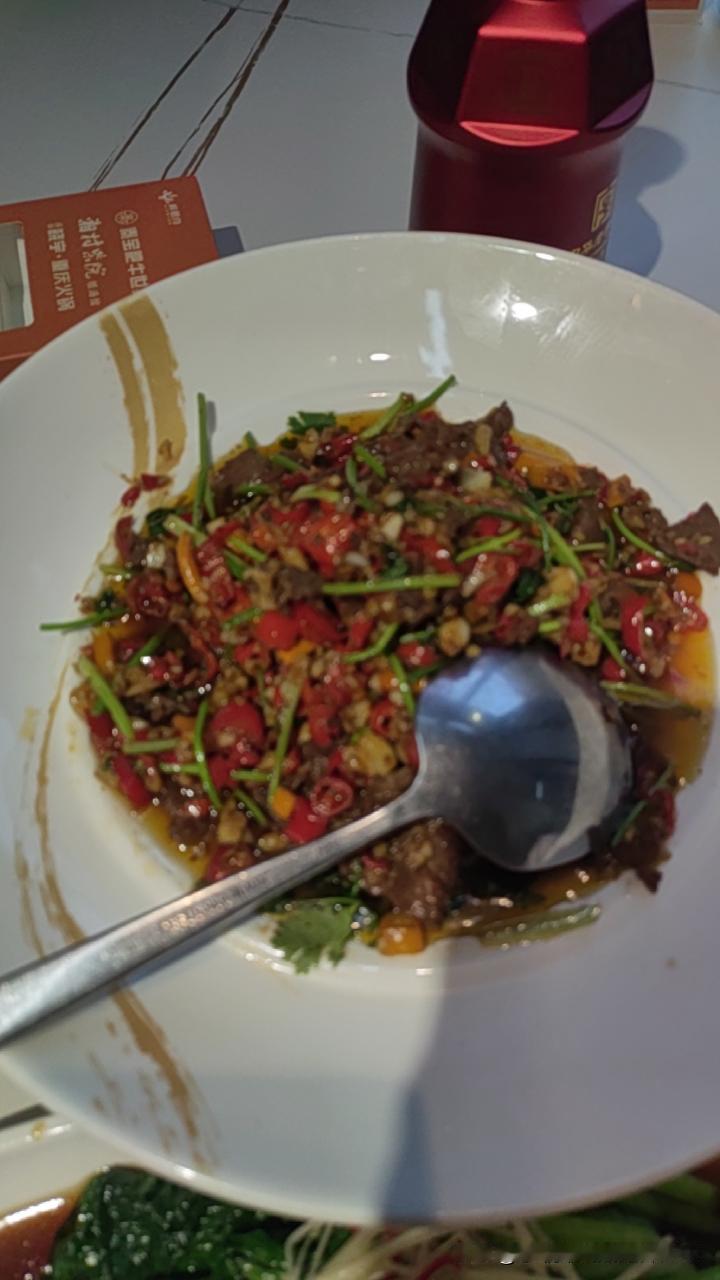 今天七夕节，和同事一起聚餐吃饭，都聊的挺开心的。

对于我们这个年龄已经对这些没
