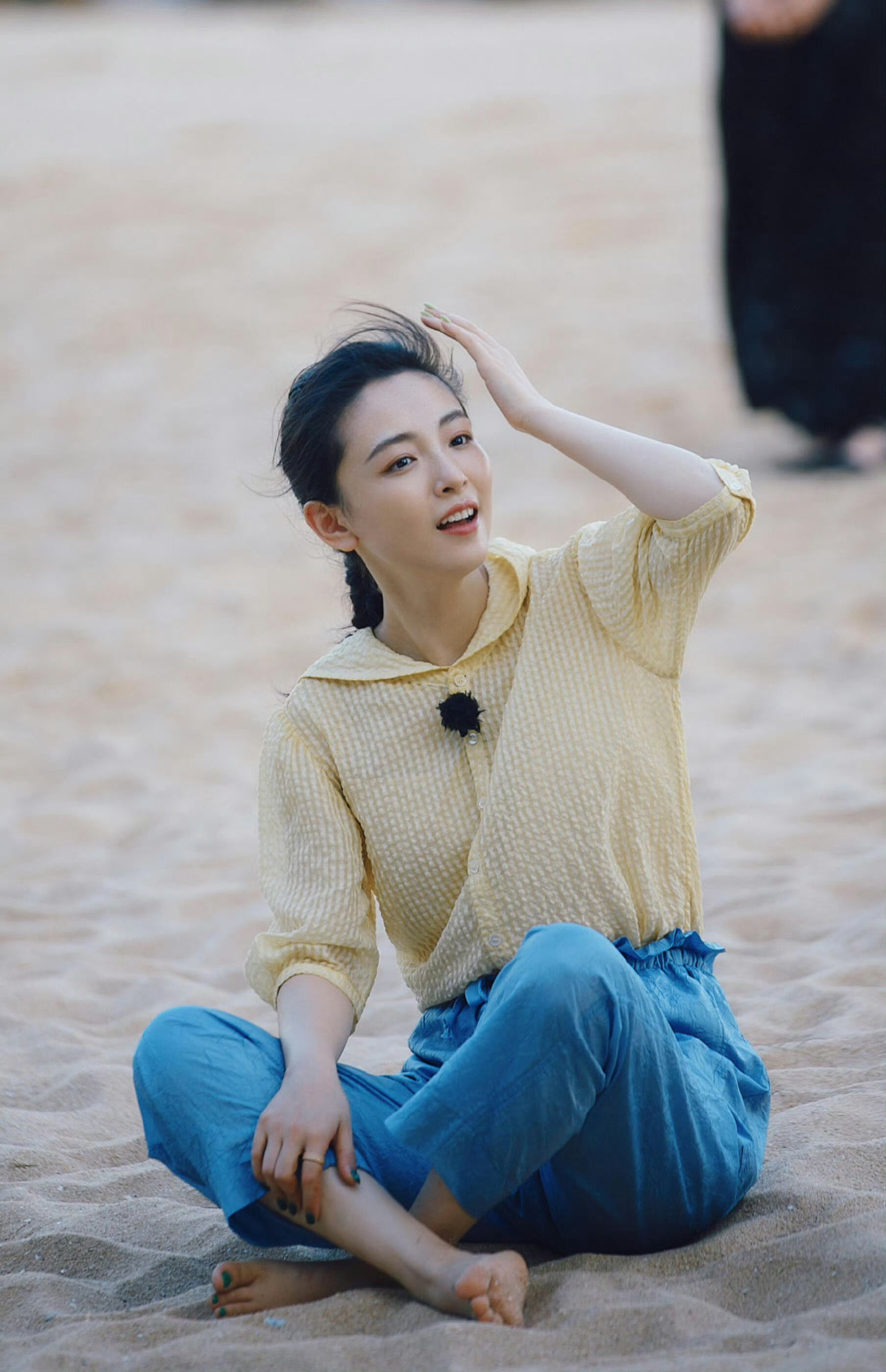 独自美丽才是吴倩最好的归宿吴倩独自美丽吧别再脑补复婚了，早期采访就明确否认，和前
