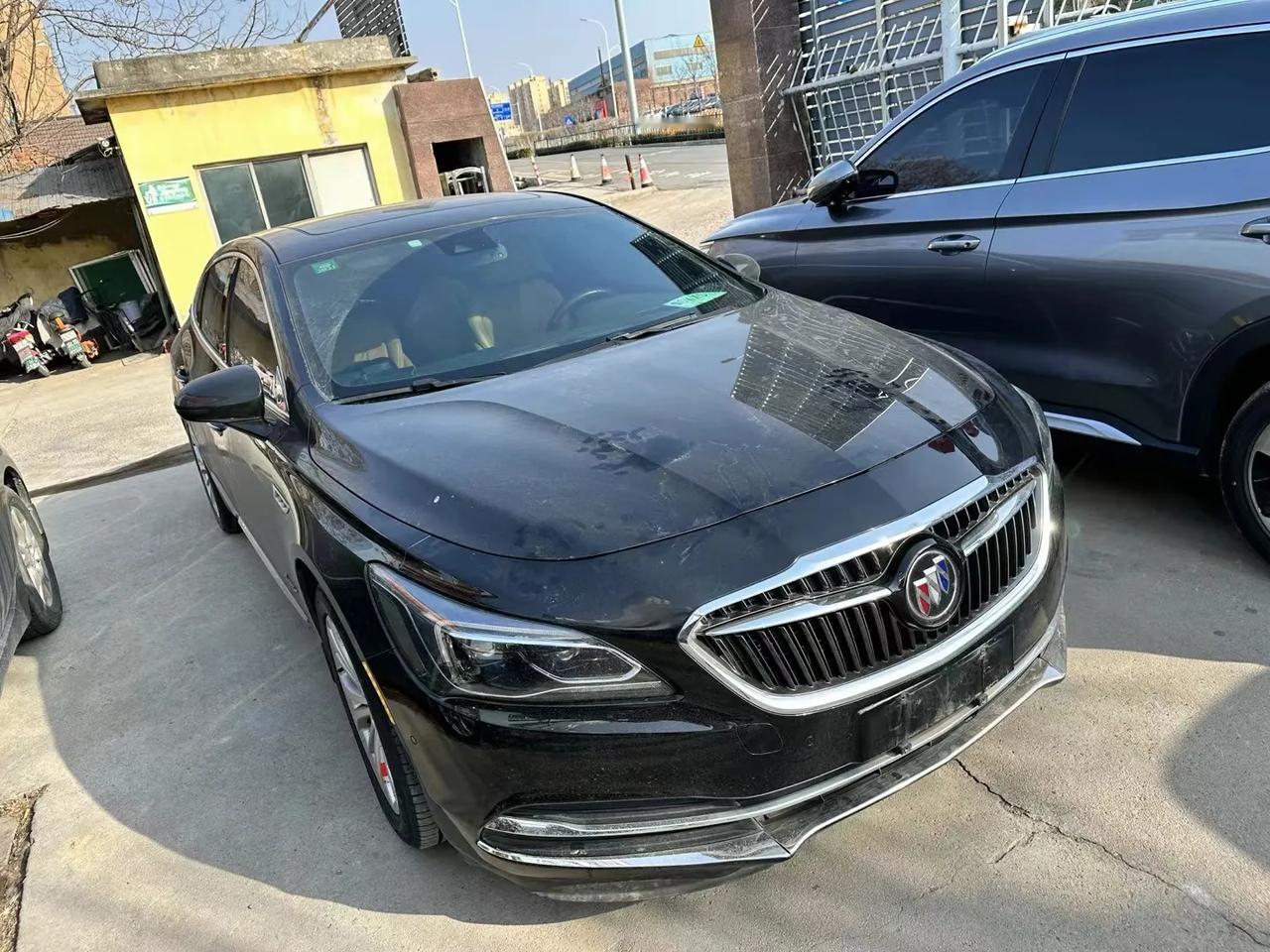 给济宁兄弟淘的君越
给邯郸兄弟淘的高尔夫（二次淘车，上一个是楼兰）
交车[碰拳]