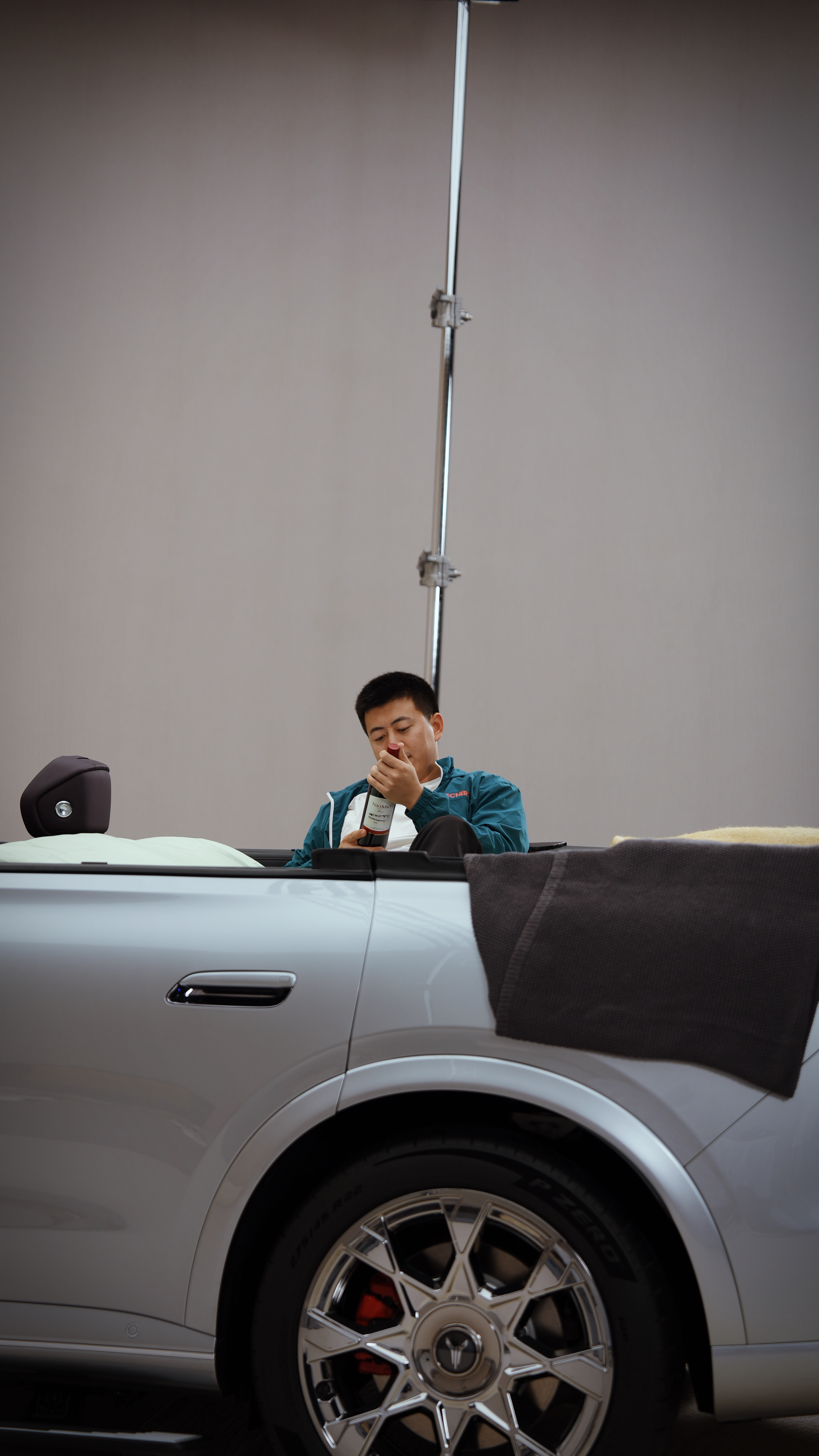 其实，新车的slogen还是非常重要的，怎么样在一堆车里脱颖而出很关键，怎么样让