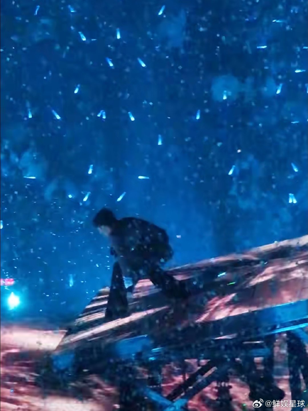 郑润泽演唱会升降台坏了郑润泽舞台事故郑润泽演唱会升降台坏了 