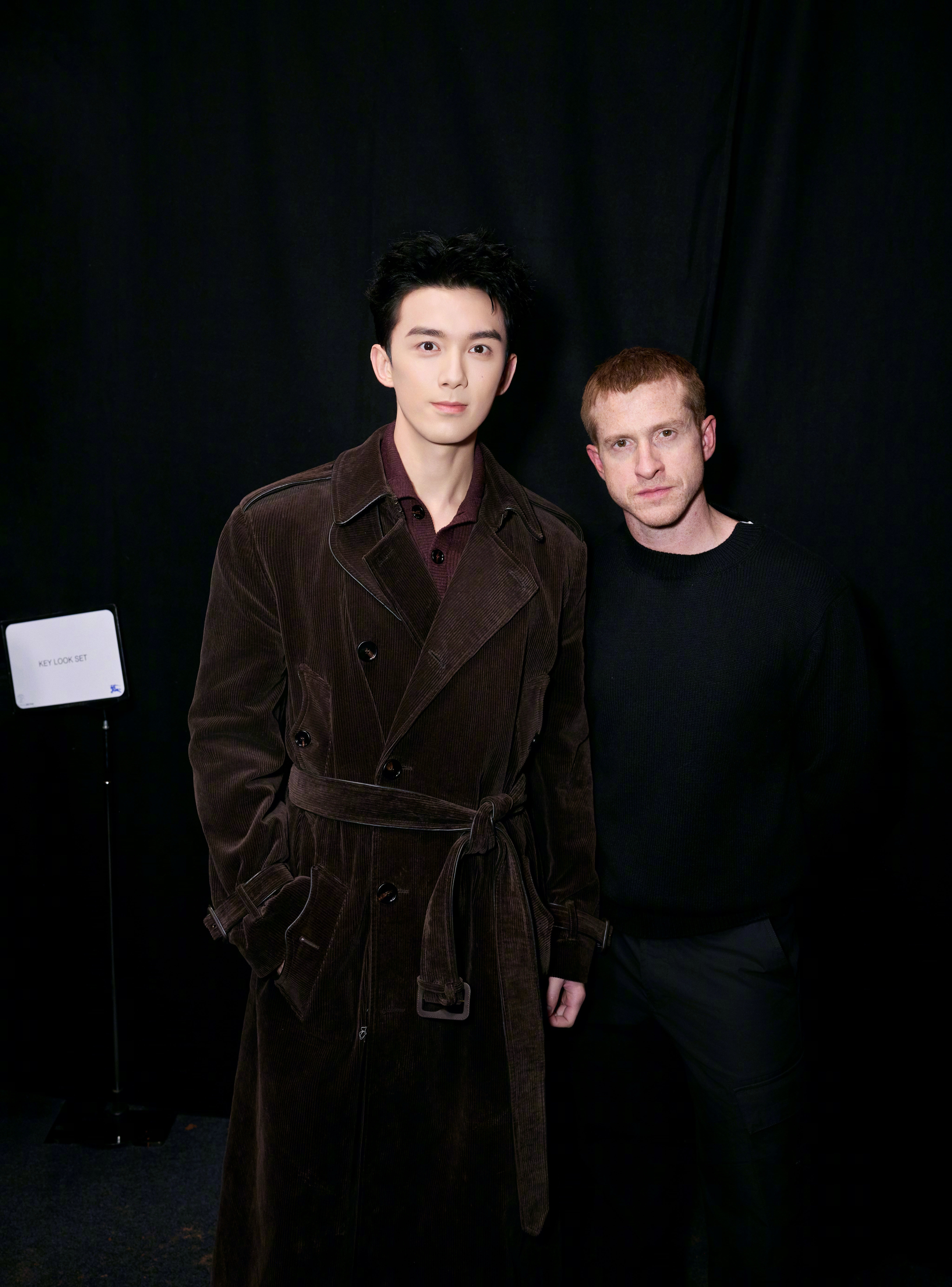 吴磊 纪录伦敦闪耀时刻✨Burberry 2026夏季系列时装周伦敦时装周 ​​
