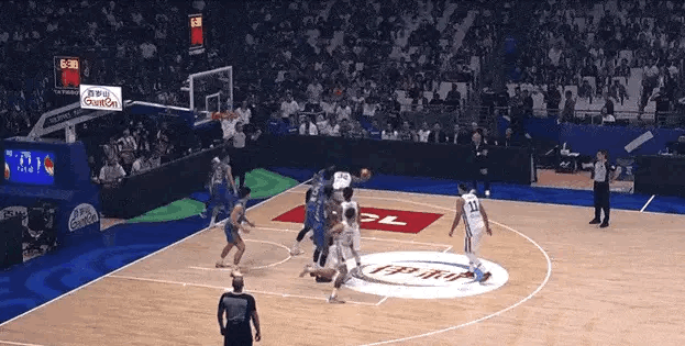 世界杯速递]就这样打！唐斯低位强硬对抗勾手打成2+1