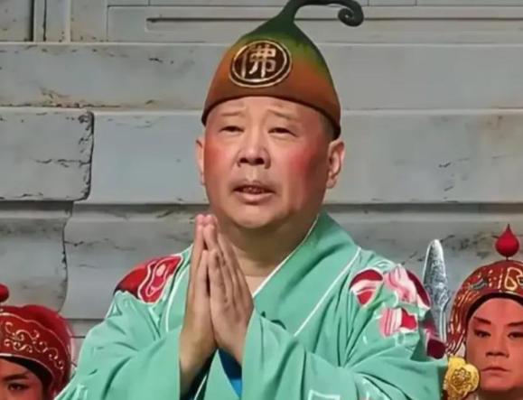 郭德纲风波再升级！不止立案停演，还有重头戏，德云社也跟着遭殃！

郭德纲这场风波