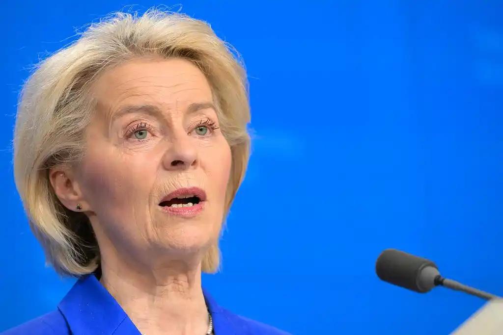 欧盟坐不住了，冯德莱恩直接发声，公开呼吁尽快恢复霍尔木兹海峡的航行自由，语气急切