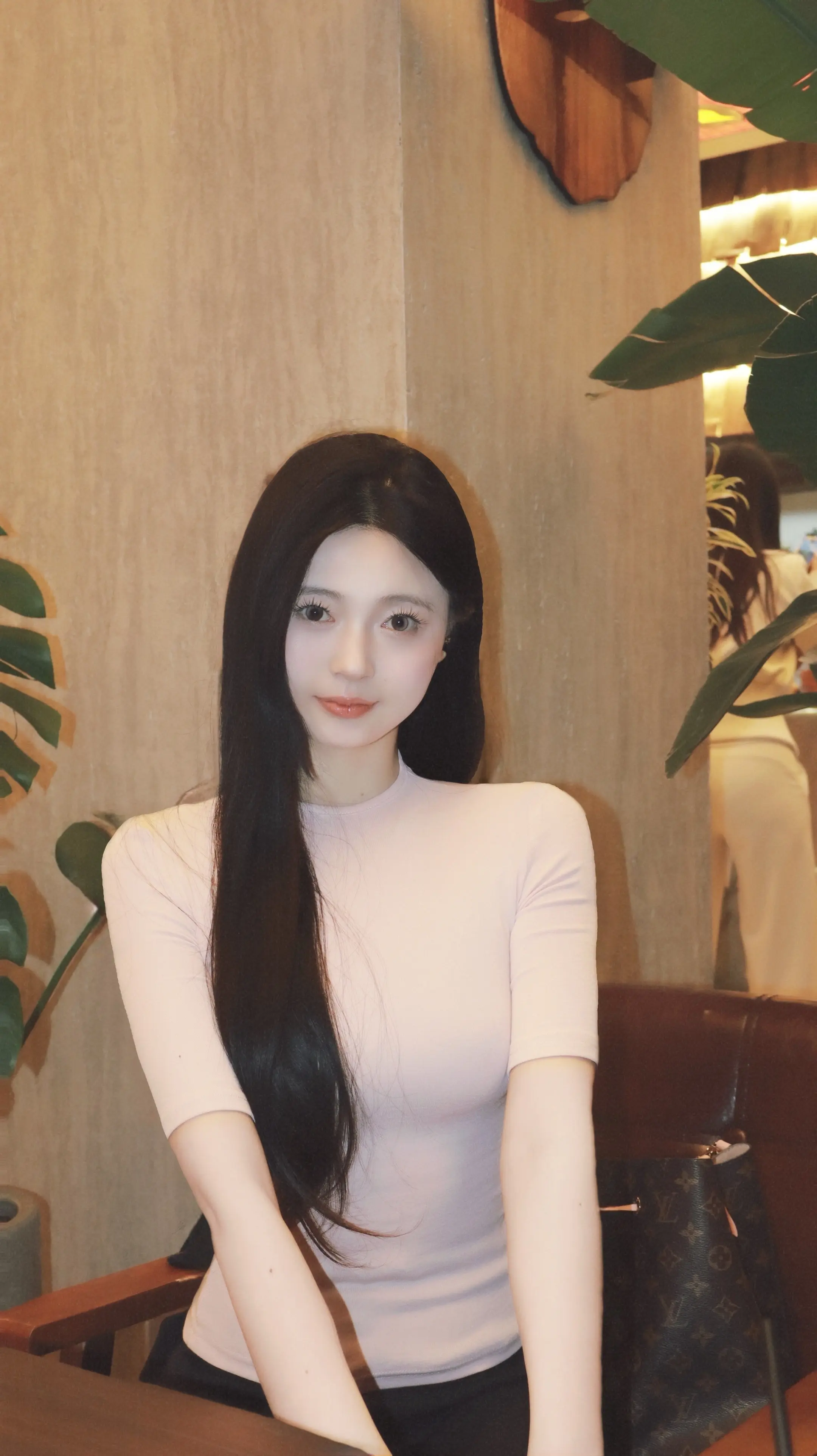 纯欲紧身短袖