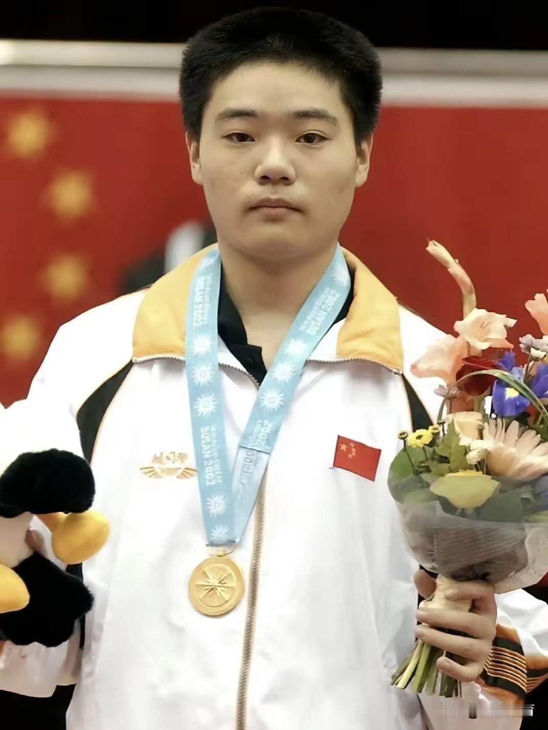 黑子假装看不见的丁俊晖:代表国家拿亚运会台球冠军，6红球世锦冠军2个！
    
