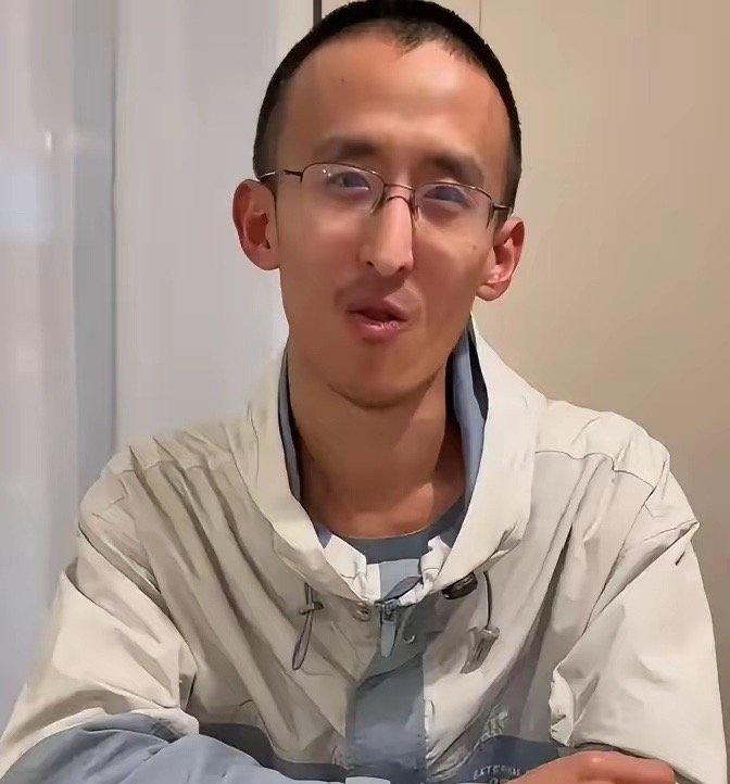 曾经震惊全国的神童张炘炀，10岁参加高考，13岁考上研究生，16岁读博士，然后如