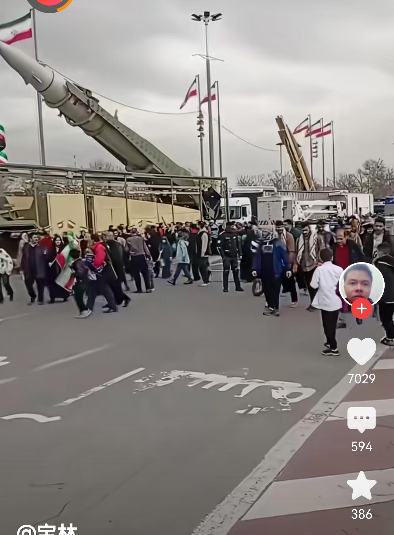 流氓是美国本性，石油是美国核心，谁动打击谁！请看沾血的美元纸片分化阿拉伯民族！