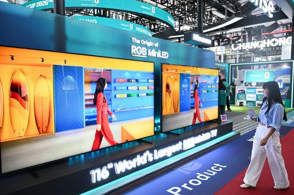 从“跟跑”到“领跑”！中国制造强势逆袭 科技+质量+出海三连炸
 
新一轮科技革