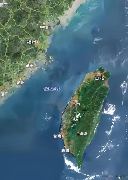 台海拖到今天，最大的教训根本不是外力太猛，而是我们自我捆绑得太深。

一说台海紧
