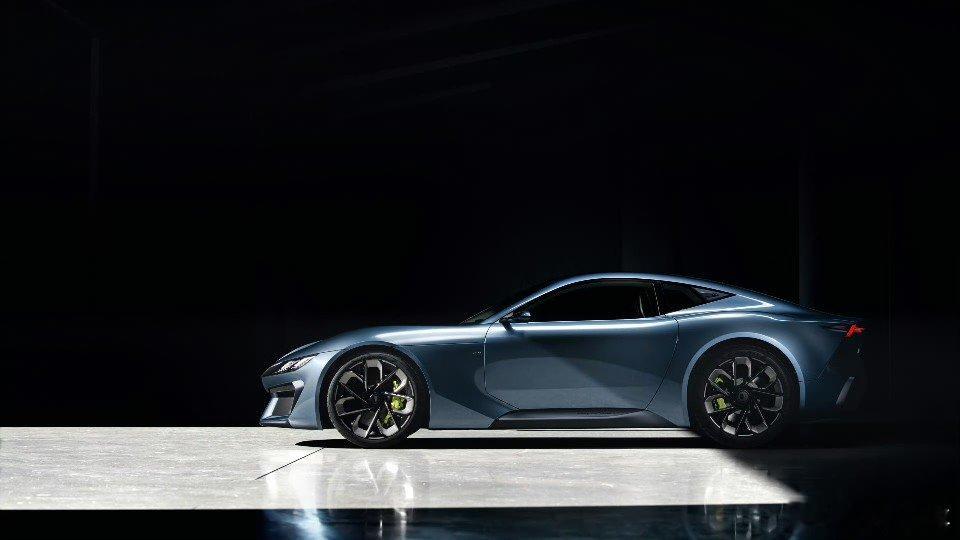 领克这GT真不错啊单方面宣布为本届车展最佳