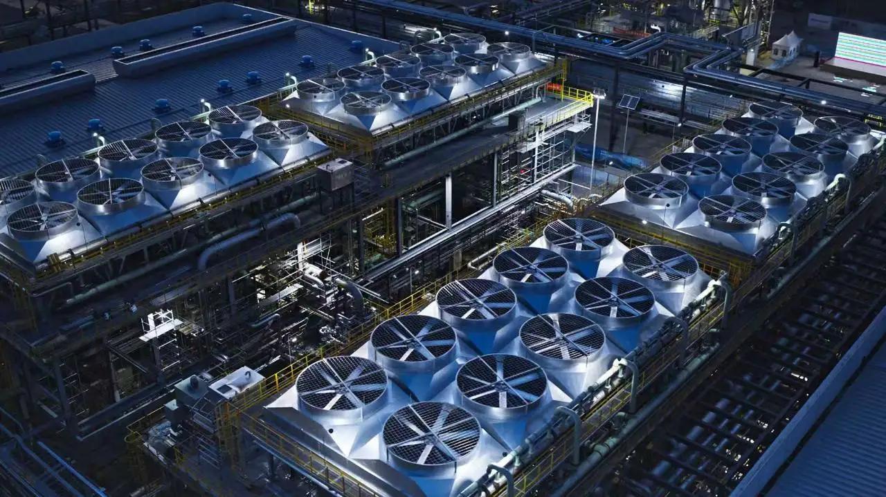 世界还没意识到一个变化正在发生。

这不是某个新科技的爆发，也不是经济指标的波动