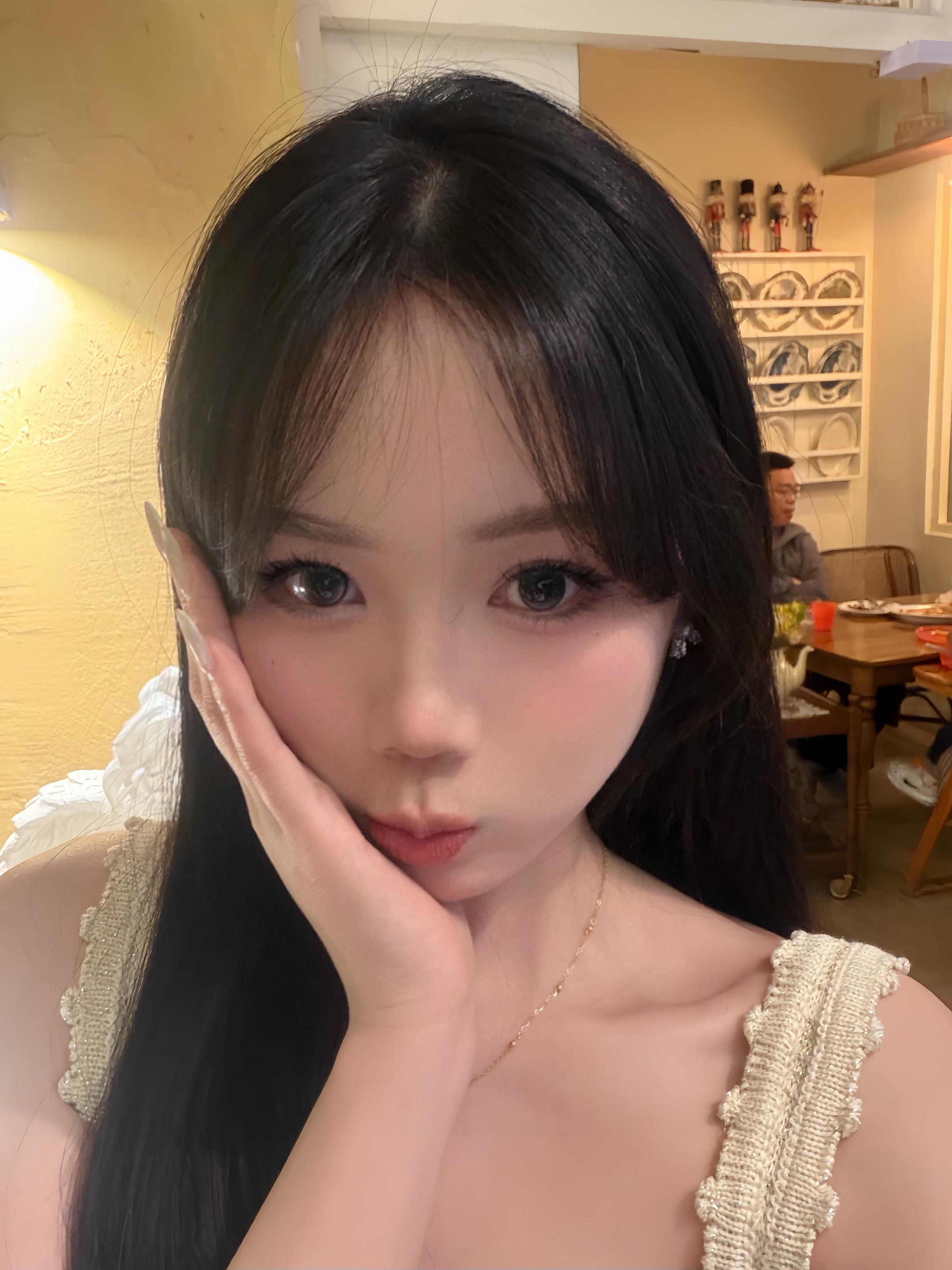 某天 我也是你轻描淡写的一页