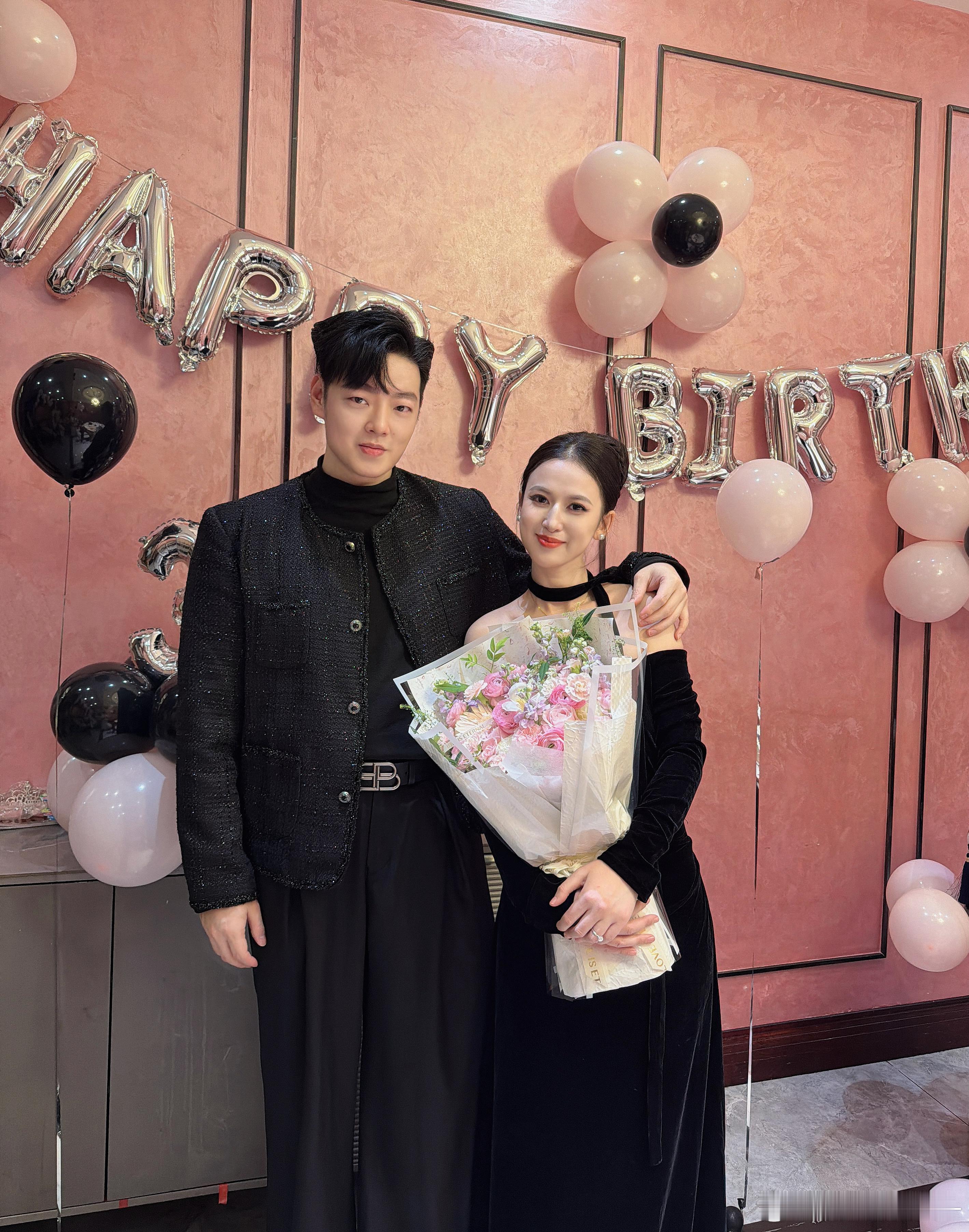 ♒︎📸 ♡+♡= ♥️³从你 我变成我们👫从二人世界进阶成三口之家👨👩?