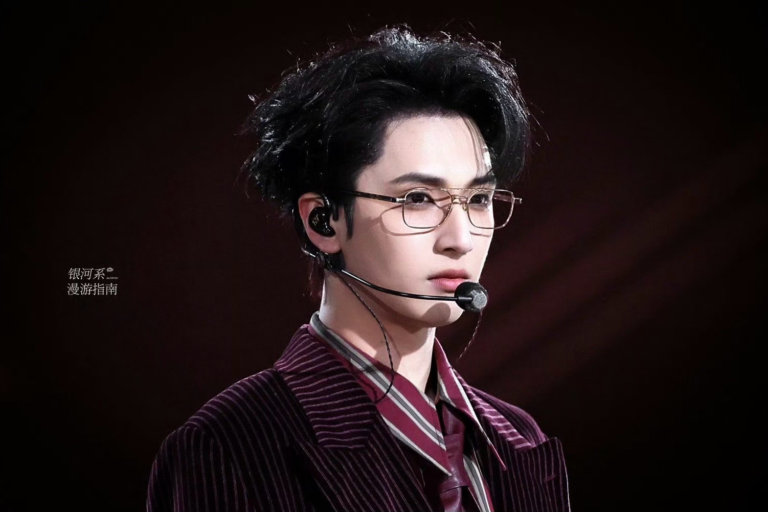 严浩翔「2025·爱你爱我」演唱会舞台Look图集 🈶 两套AMIRI、Acn