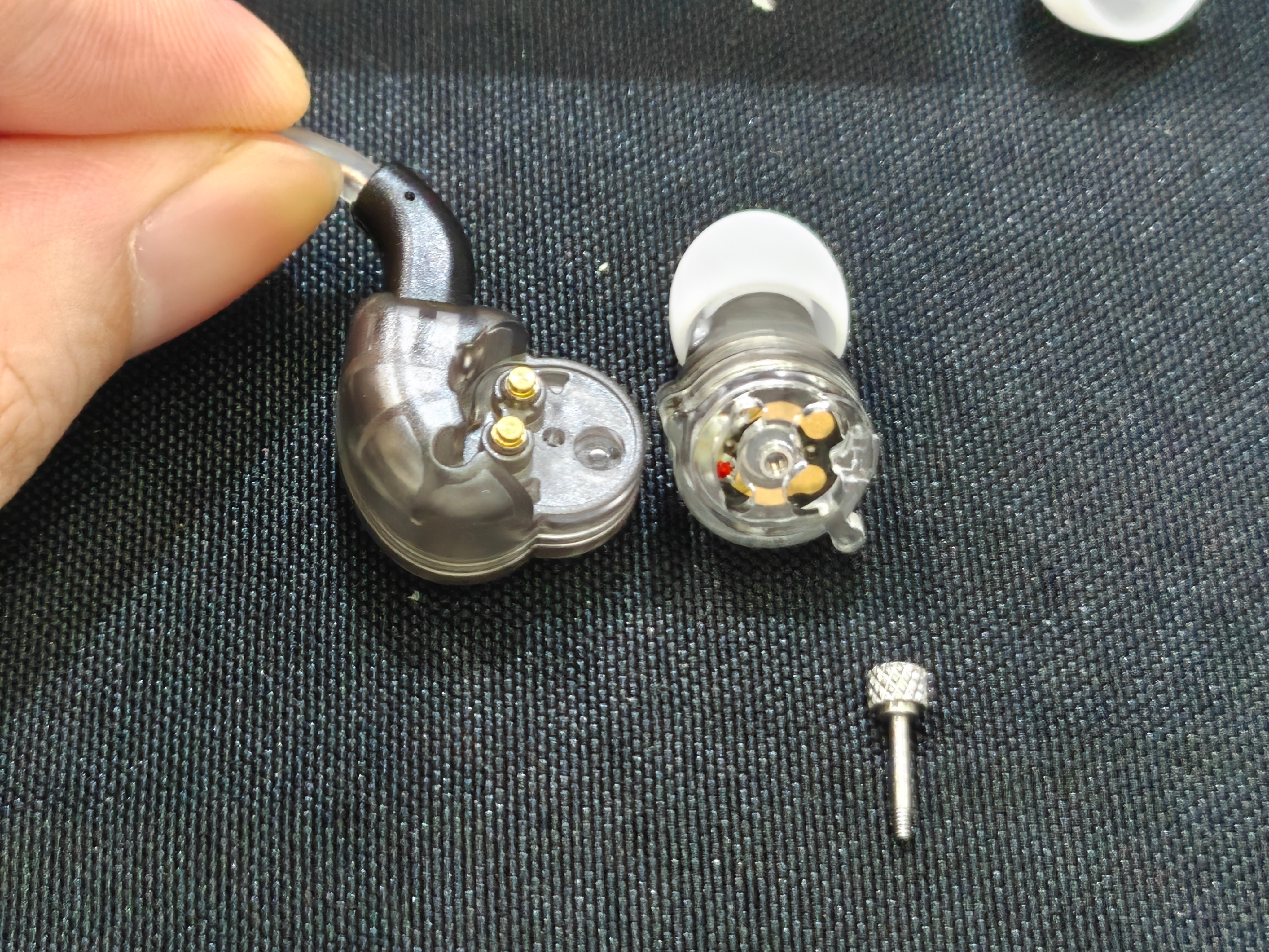 记得以前声音记忆的 sm1，OE Audio 的 Tita 我是玩了很久，这两个