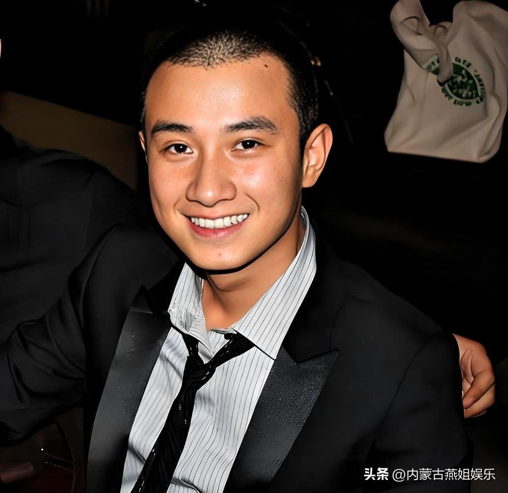 谁还记得那个曾经红透半边天的“周卫国”？当年犯错被骂到退圈，如今竟悄悄给家乡捐了