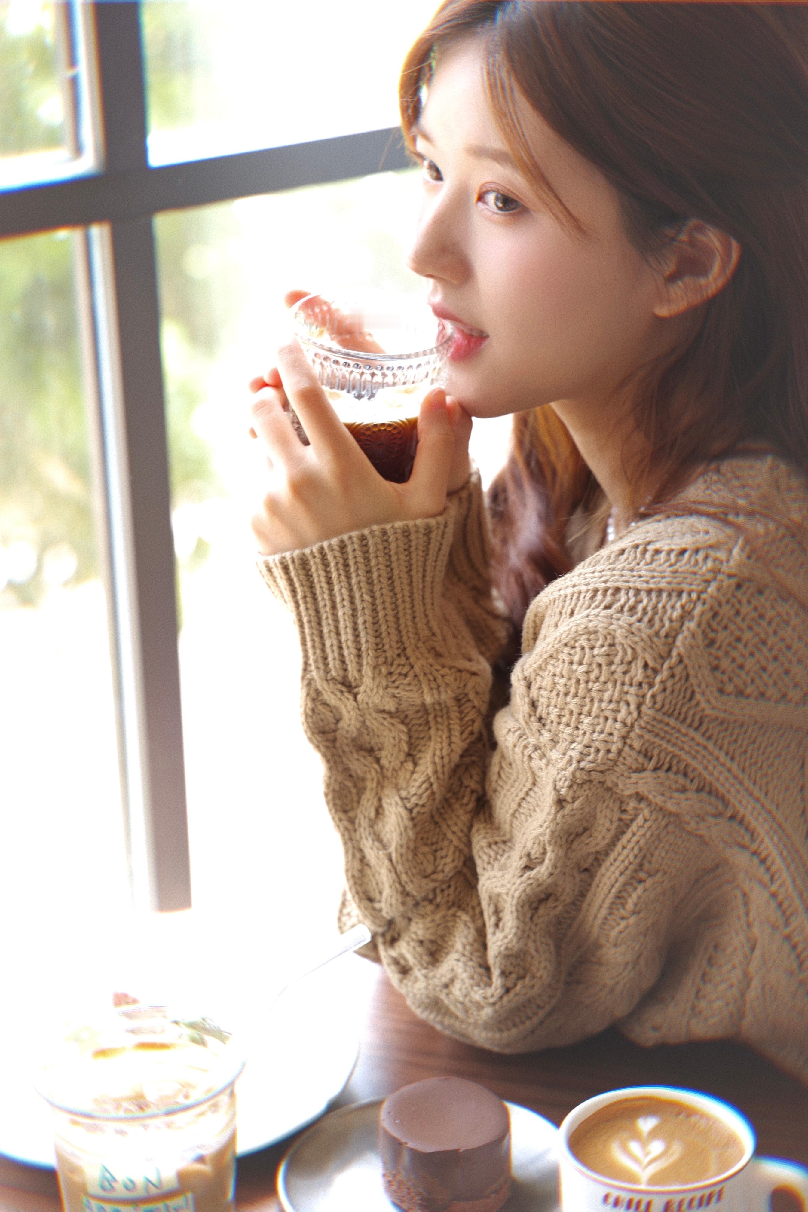 Rosy的下午茶~☕️赵露思 ​​​