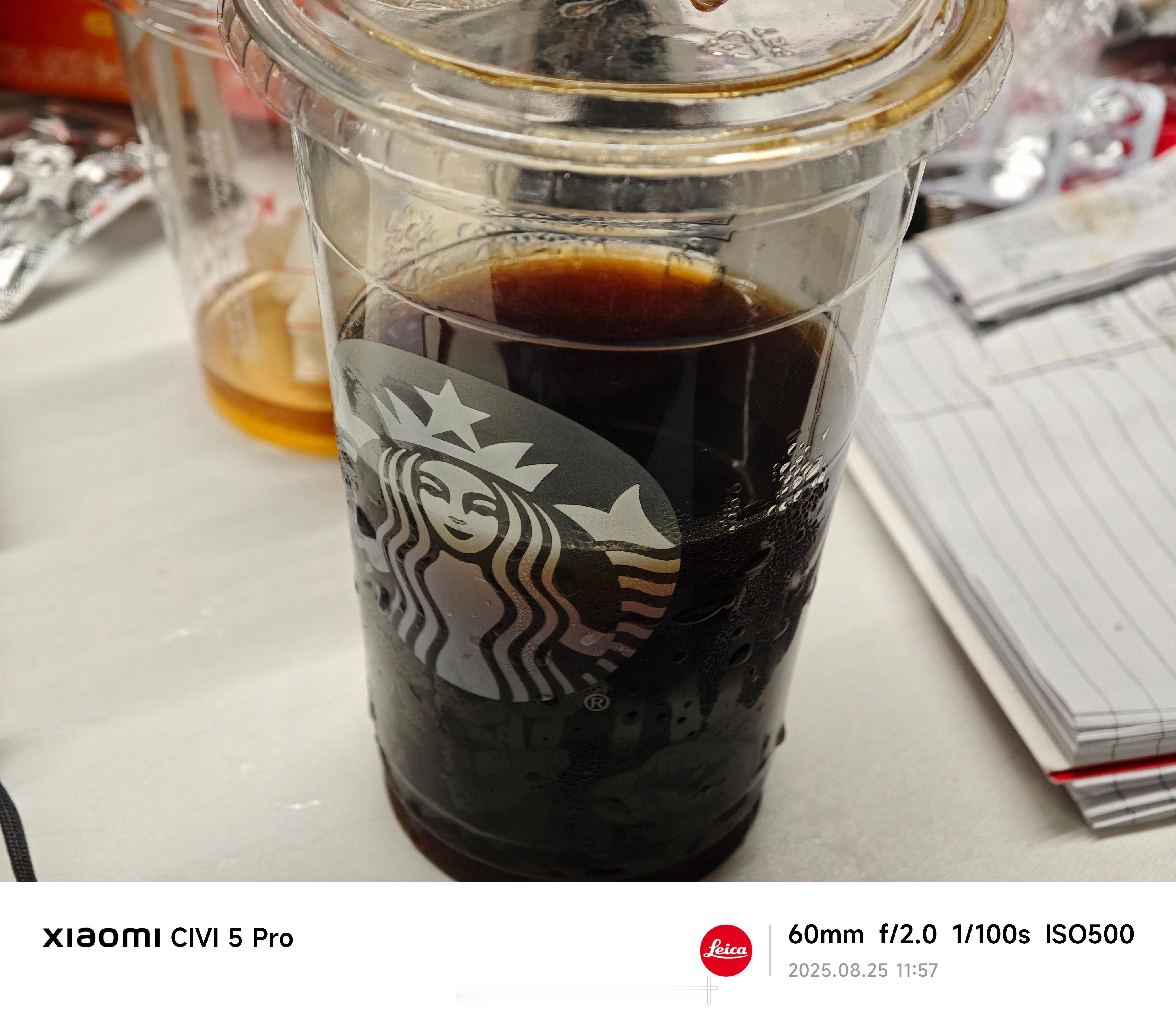 周一的第二杯美式，大家一天几杯？[傻眼] ​​​