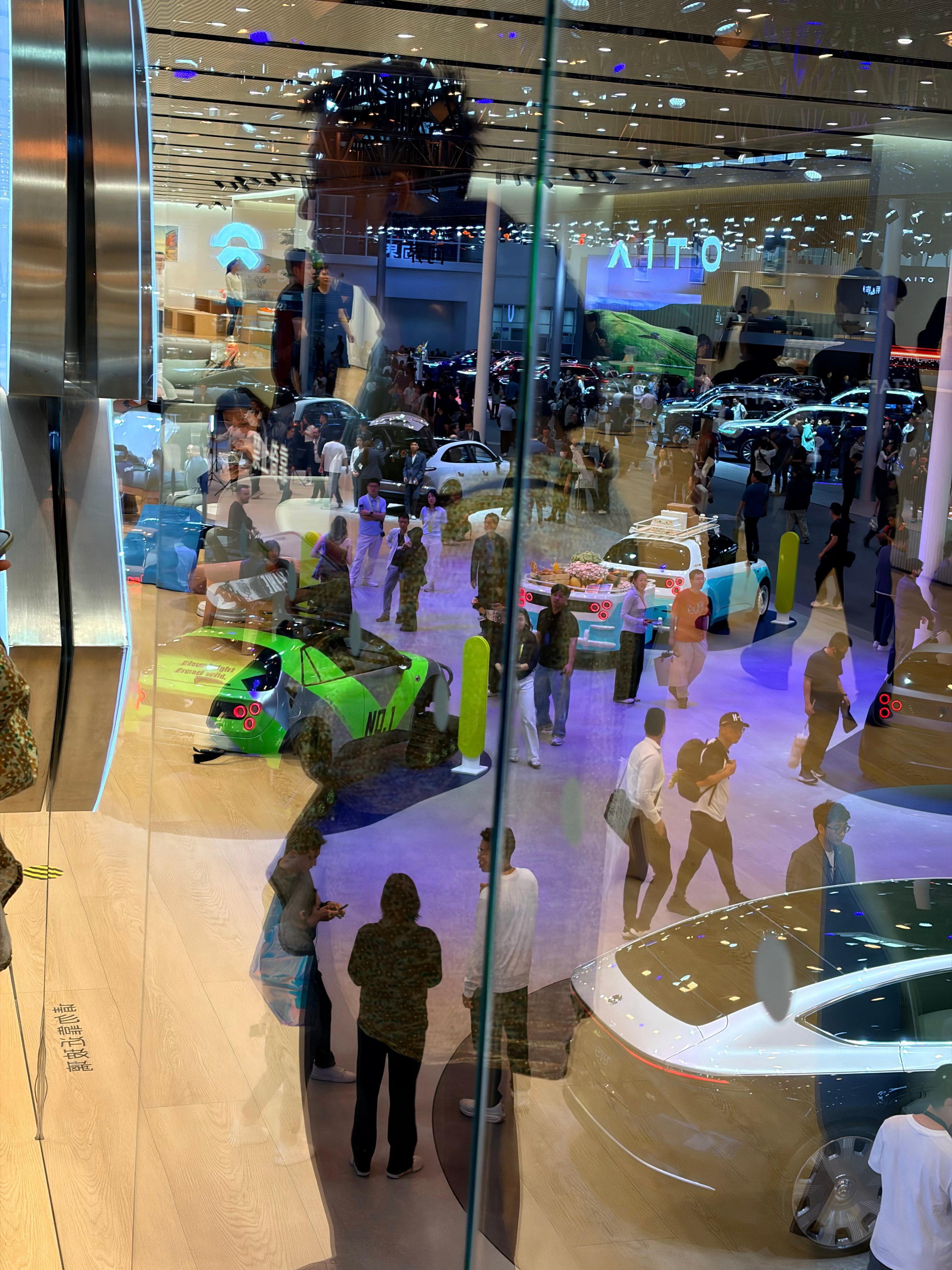 其实看完车展就一个感受：在中国买车，实在是幸福。选择太多，无论你需求如何，都能找