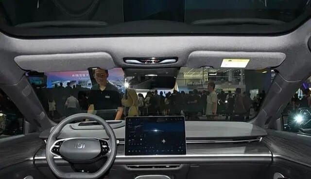 启源A07又卖爆了？凭啥十万级家用车就选它别再被那些花里胡哨的营销手段给忽悠了，