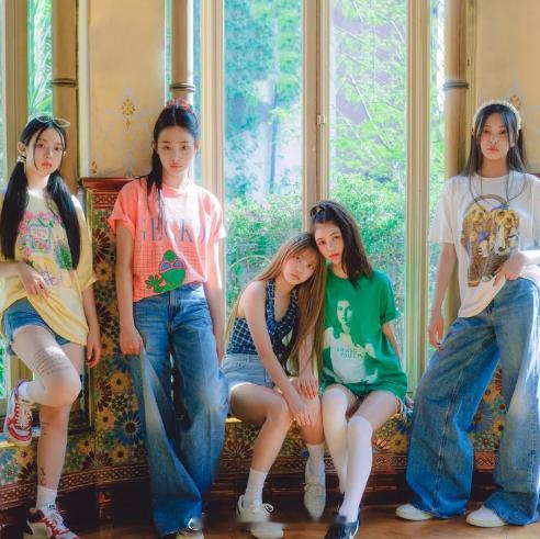NewJeans 【Billboard点评NewJeans空降出道】Billbo