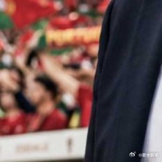 葡萄牙队已经正式敲定了新帅人选。71岁的老帅若热-热苏斯将成为葡萄牙队新帅，带领