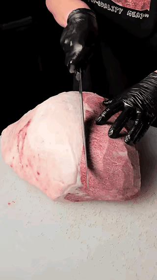 这是顶级牛肉？怎么看着看着像驼峰部位◔‸◔?