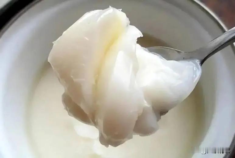 吃猪油有害健康？曾经祖祖辈辈都在吃的猪油，为何被才出现的调和油比下去了，是我们冤