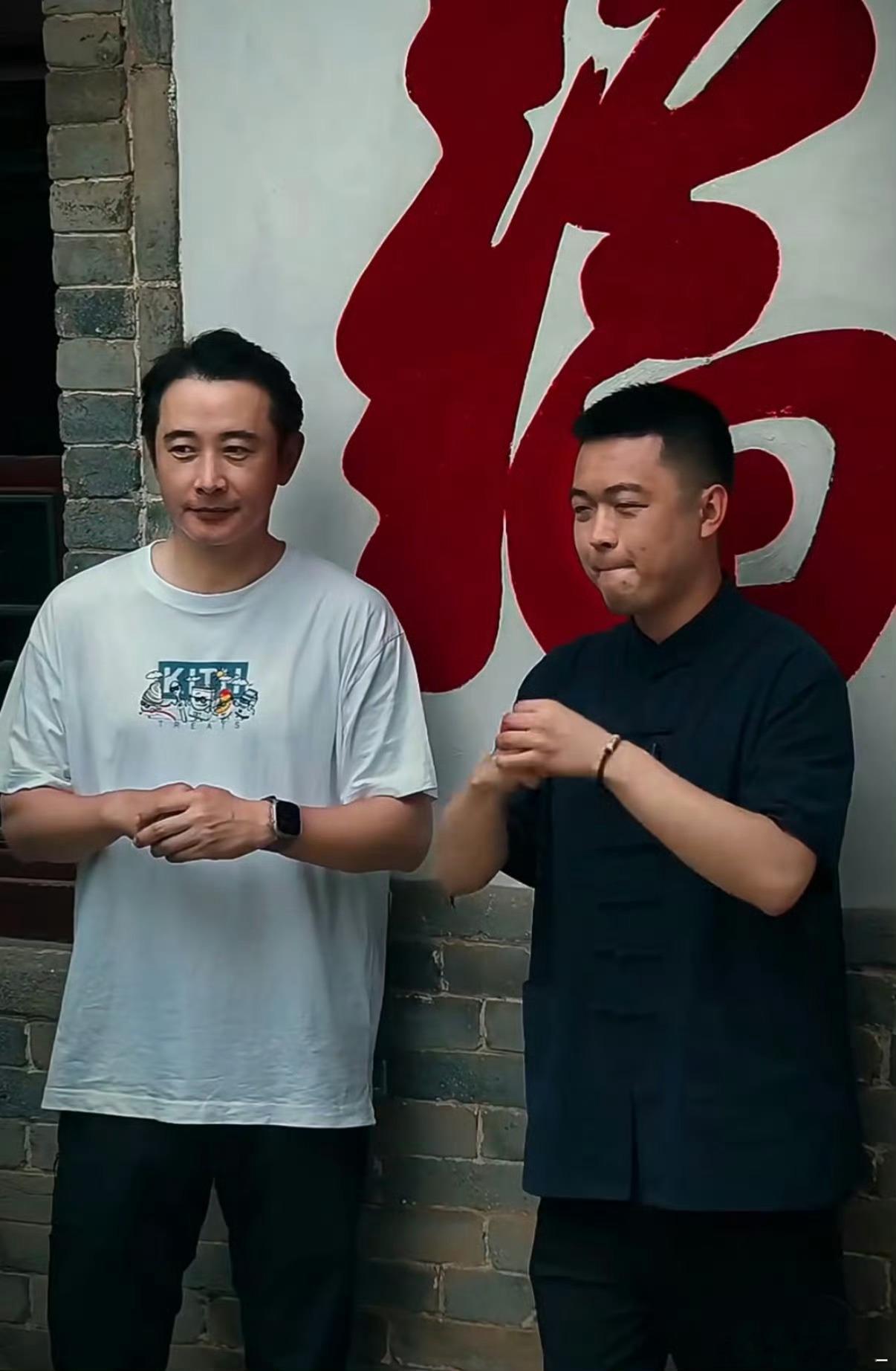 罗晋眼里没光了 又没光了，又不是奥特曼，看着这个没光就无语，人家又不是十几岁二十