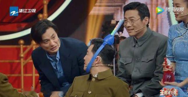 贾玲：“你的梦中情人是谁？快速回答！”

沙溢：“曾经的贾玲，现在的丽坤，将来的