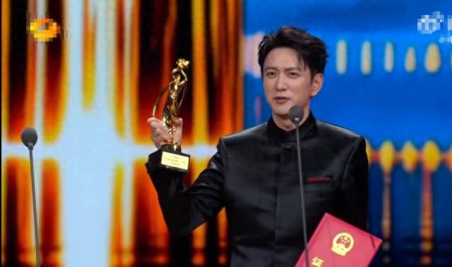 王仁君飞天奖爆冷夺帝，4分钟感言尽显文化底蕴