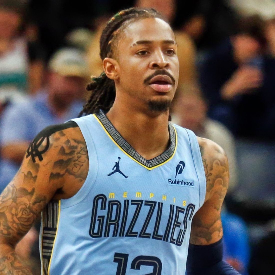 DamichaelC：莫兰特表示他现在没有往常的快乐当被问及如何才能找回它时，他