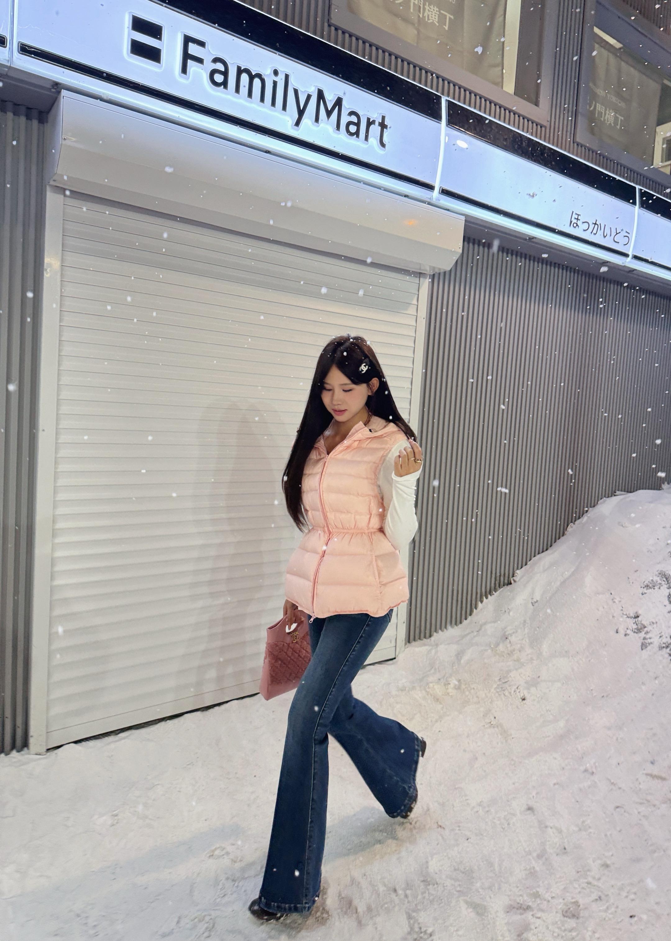 想去新疆的心达到了顶峰！ 这两天穿搭分享❤️ 这期太美了～