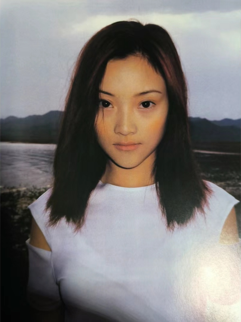 1999年杂志里的李小璐来自小红薯网友的分享#一璐同行[超话]##全世界最好的李