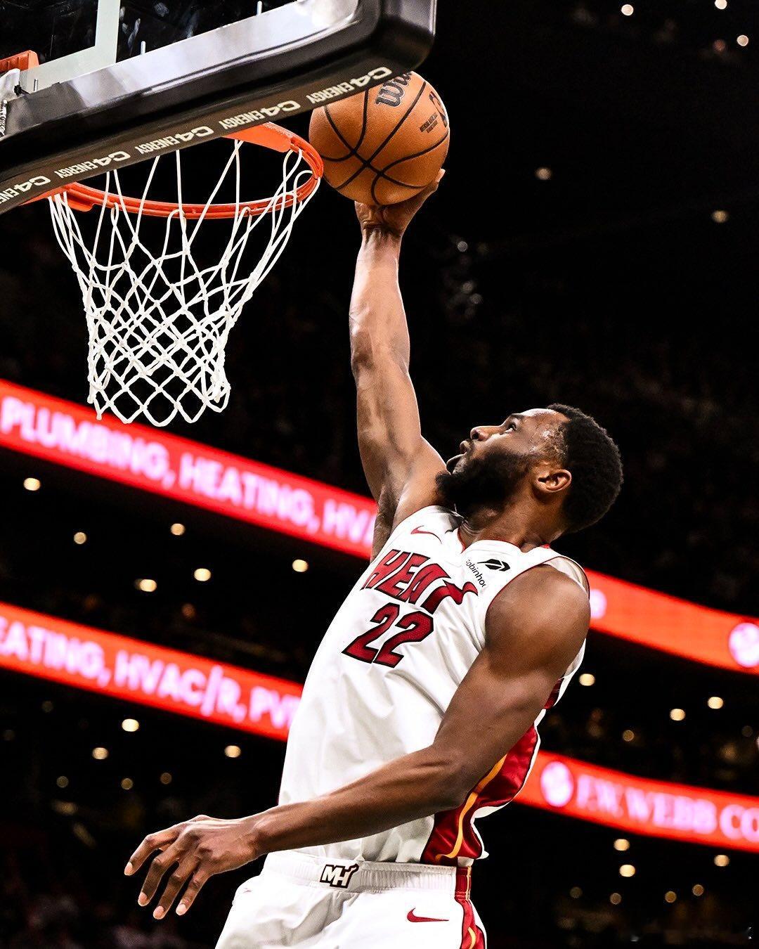 维金斯：“当交易截止日临近时，我相信每个被提及名字的球员都会好奇接下来会发生什么