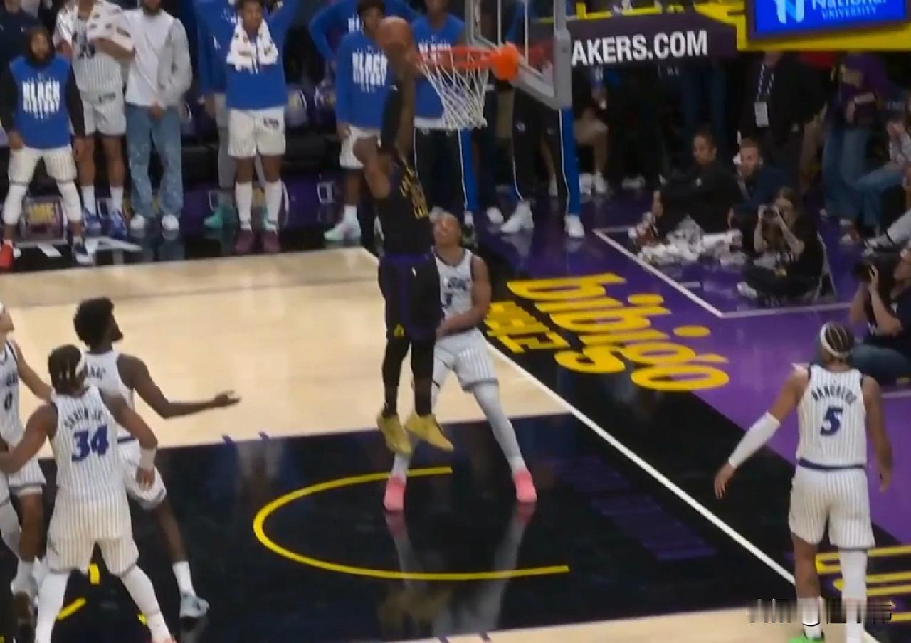 来自后辈的尊重！班凯罗谈詹姆斯：

“勒布朗最后时刻一直在得分。”

“他确实是