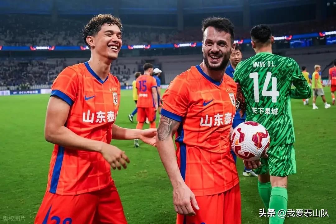 不容易！在泽卡、克雷桑、高准翼三大主力缺席&麦麦提江、顾春含加持的条件下，泰山队