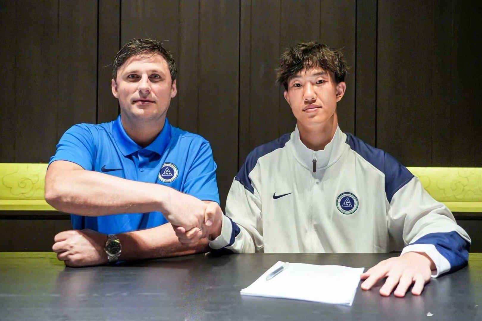 深圳新鹏城 《旧将回归》今日，深圳新鹏城俱乐部官宣第13名新援，他就是2024赛