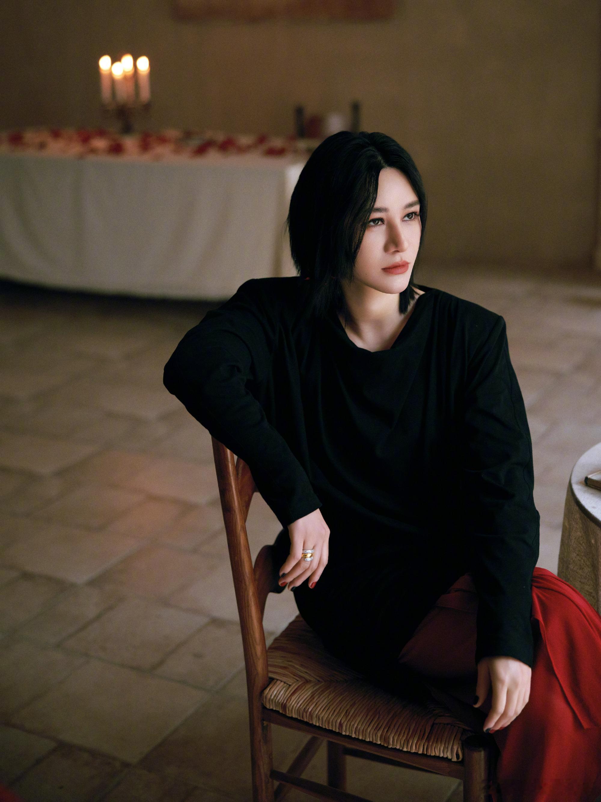 尚雯婕音乐节十秒变装救命！这变装速度也太离谱了！尚雯婕音乐节现场，粉丝倒计时结束