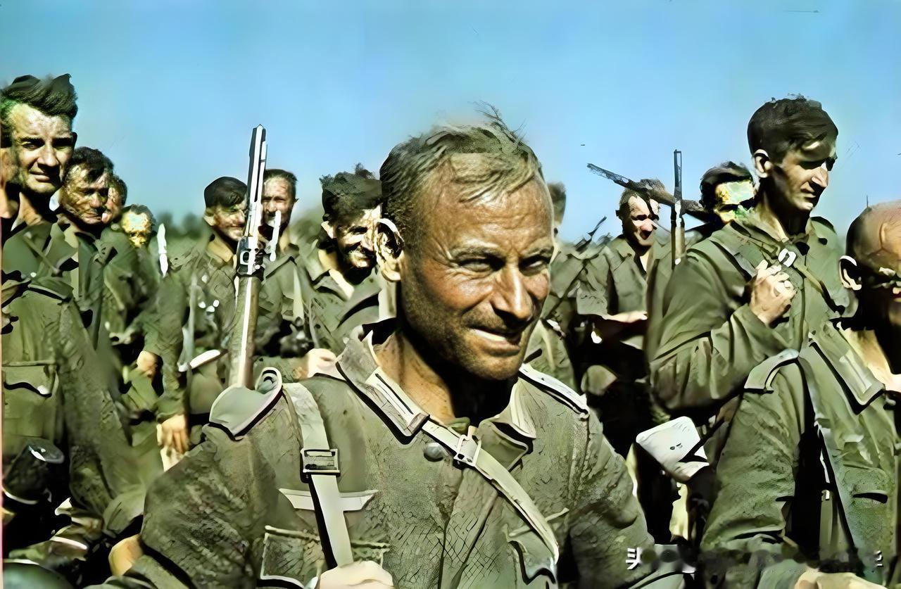 1941年6月至7月，在“巴巴罗萨行动”中，德军闪击苏联的第一阶段中，隶属于第7