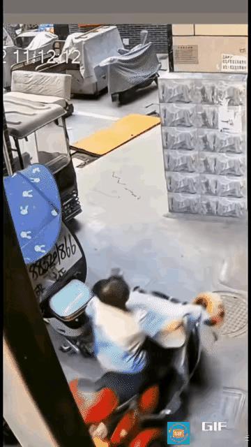 这要是在重庆可就惨了[泪奔]