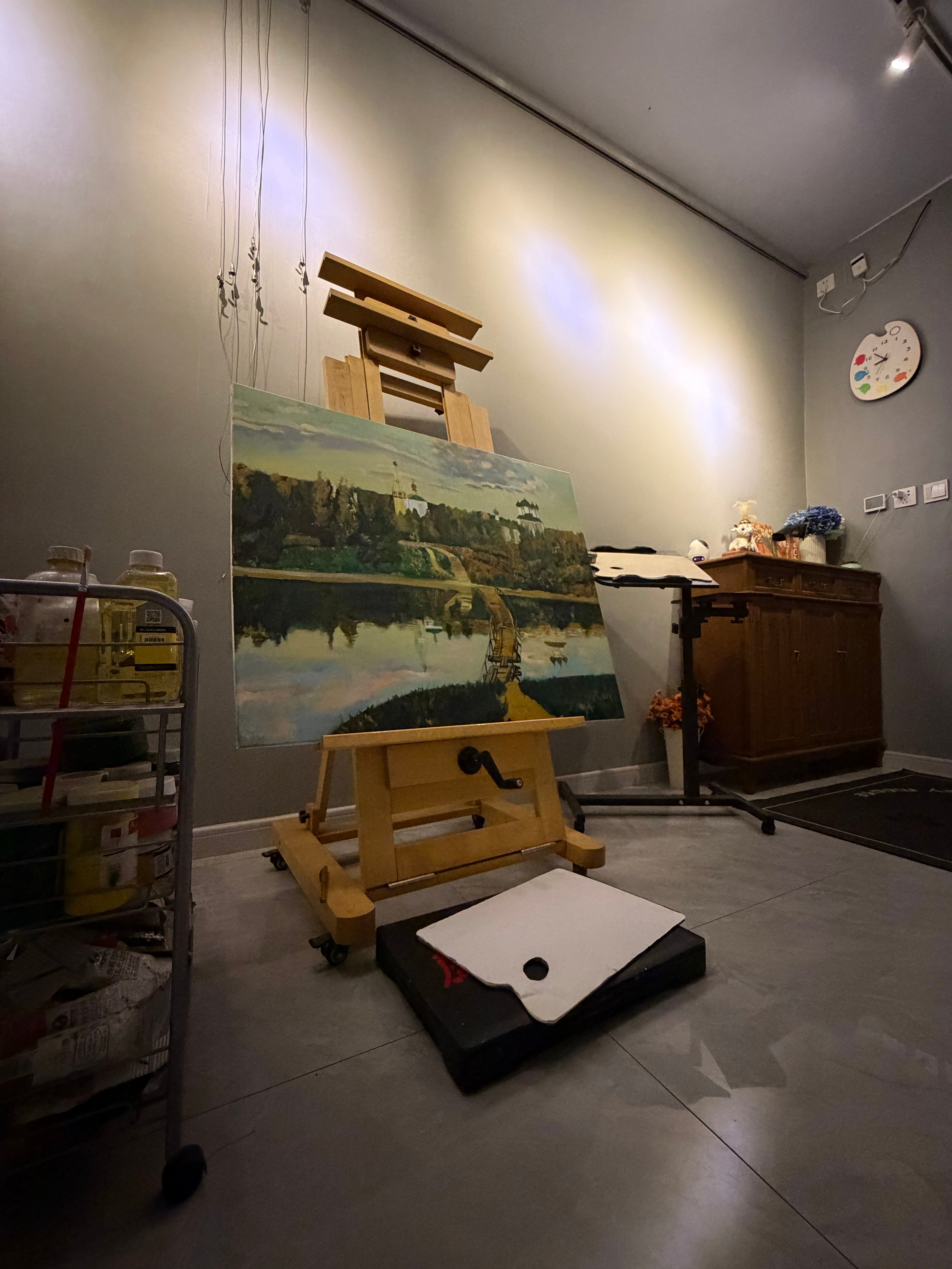 晚饭后画画两小时🎨新音响放着喜欢的曲子，临摹我喜爱的大师画作。恰到好处的室温，