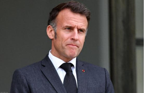 离谱！马克龙赌输了！签涉台声明讨好日本，反被中方精准拿捏，太丢人
 
很多人都看